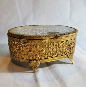 Stylebuilt Accessories New York Trinket Jewelry Box Filagree 24K Gold Plated